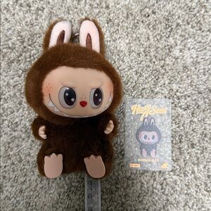 Have a Seat Labubu - Duo Duo